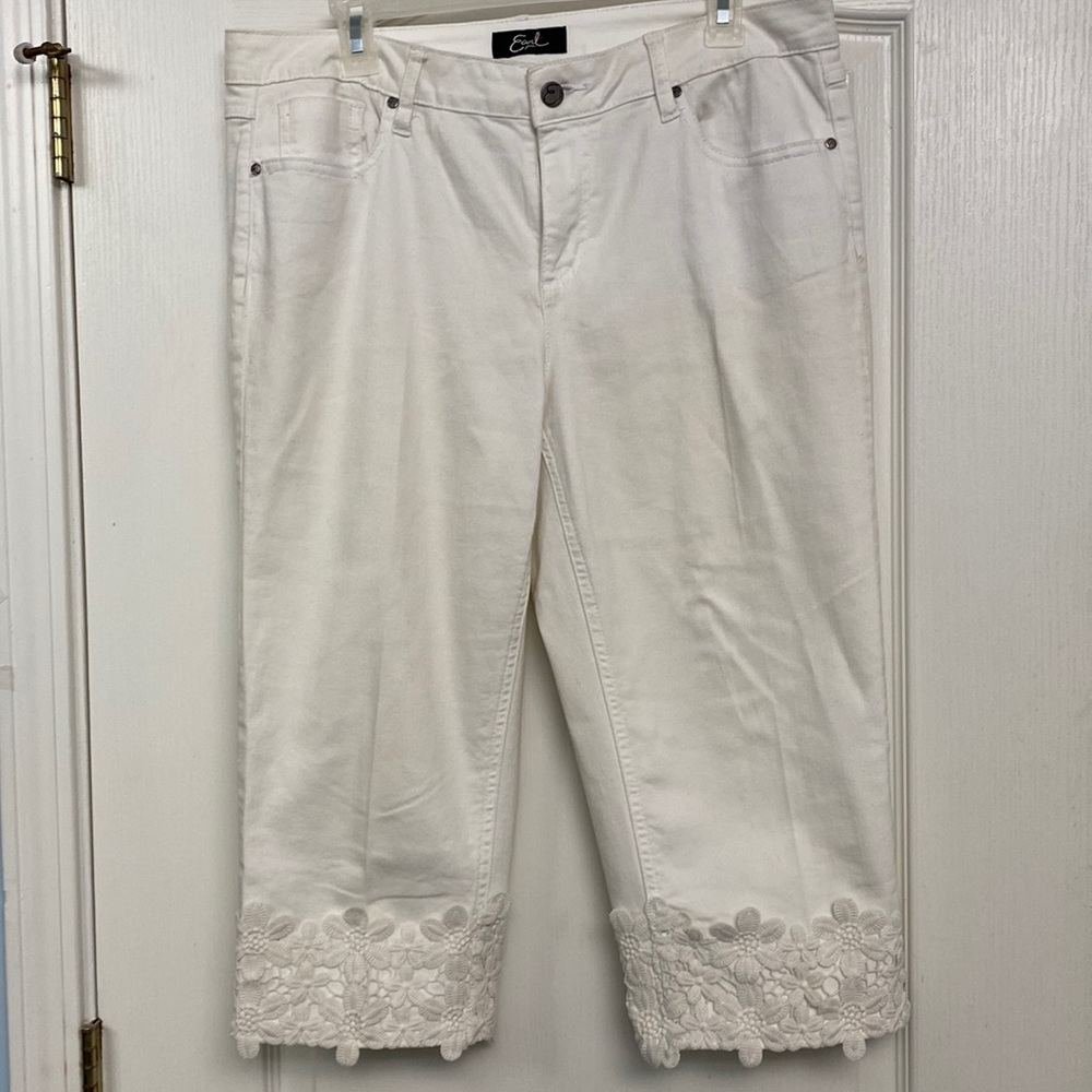 Earl white jeans